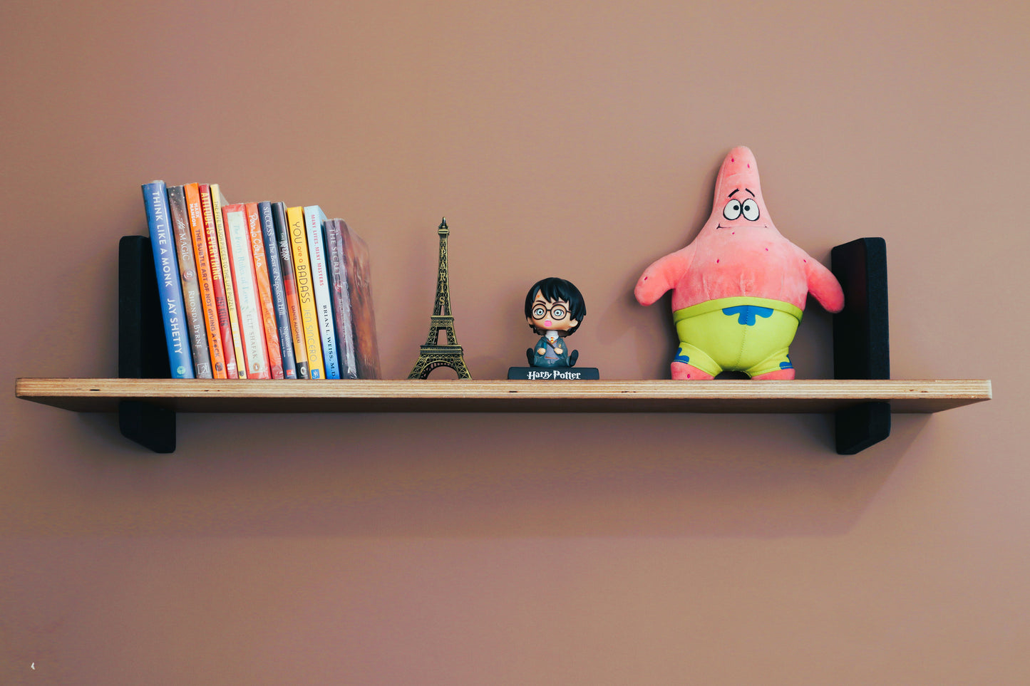 Desk Wall-Shelf | Desk Front Shelf | Wall Art | Wooden Brackets and Aluminum Supports | Handcrafted Wall Decor | Living Room Book Shelf