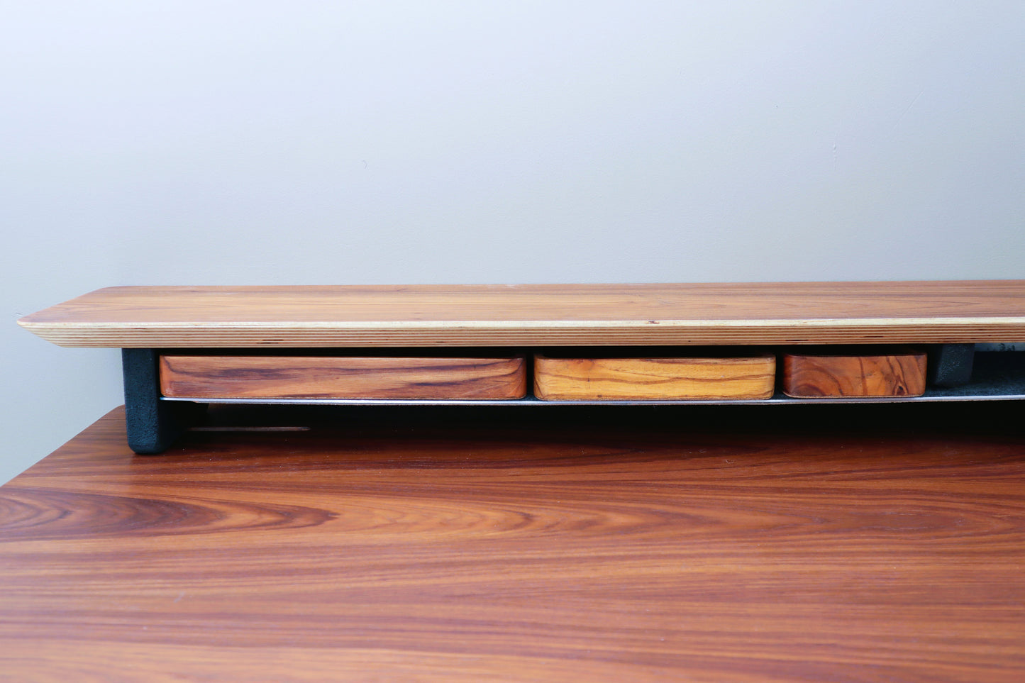 DeskVue Solid Wood Valet Tray Set, Desk Accessories, No-Joints